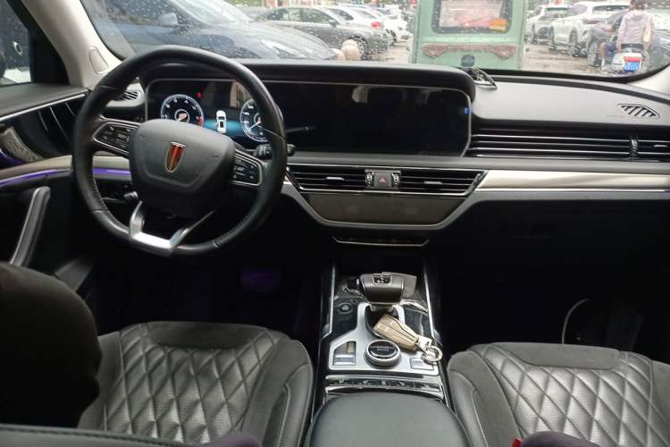 Used Hongqi HS5 2022 2.0T Smart Connect Flagship Edition Center Console