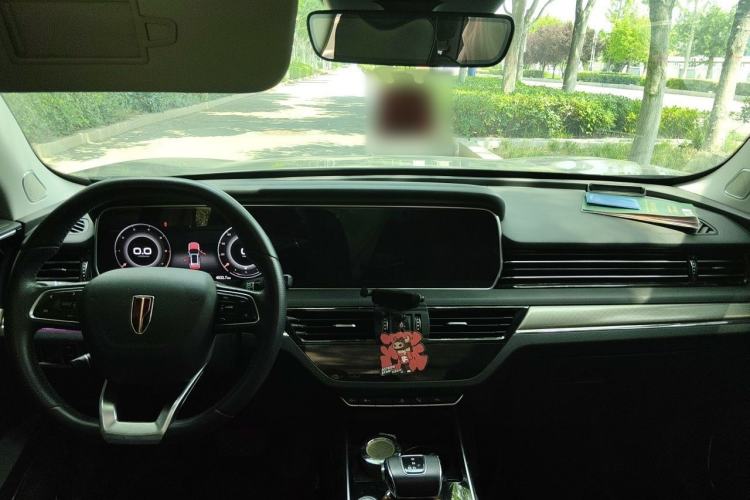 Used Hongqi HS5 2022 Revised Version 2.0T Smart Connect Flagship Edition Center Console