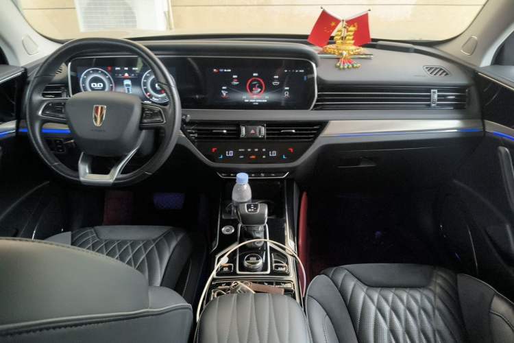 Used Hongqi HS5 2022 Facelifted Version 2.0T Smart Connect Flagship All-Wheel-Drive Edition Center Console