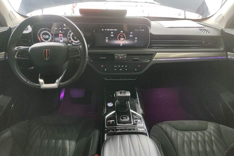 Used Hongqi HS5 2022 Revised Version 2.0T Smart Connect Flagship Edition Center Console