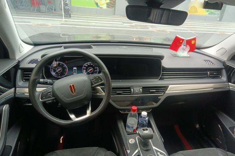 Used Hongqi HS5 2022 Revised Version 2.0T Smart Connect Flagship Edition Center Console