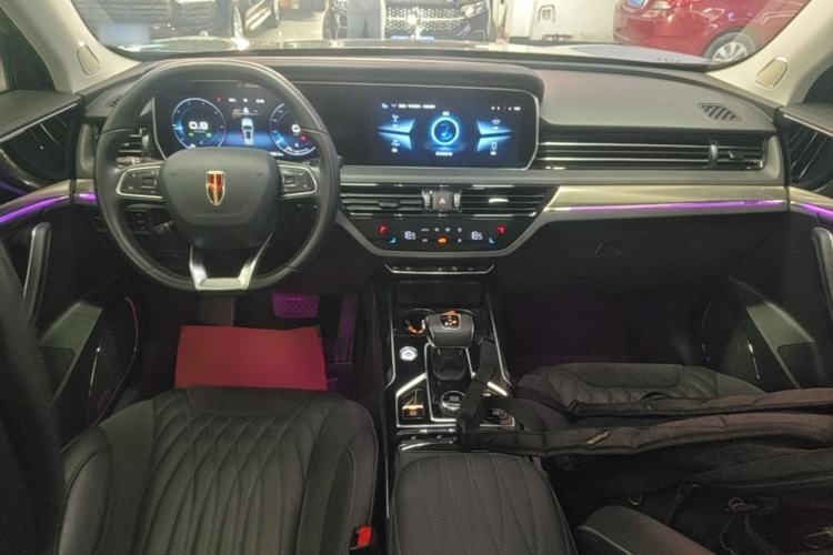 Used Hongqi HS5 2022 Revised Version 2.0T Smart Connect Flagship Edition Center Console