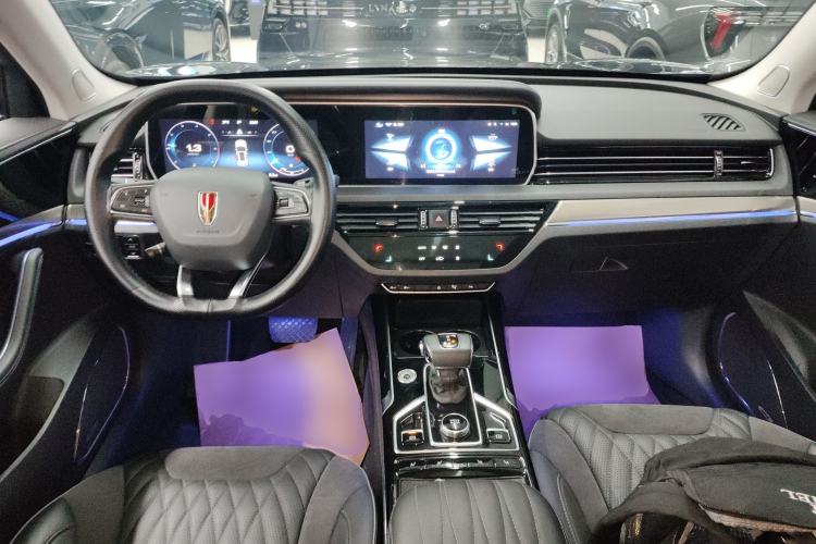 Used Hongqi HS5 2022 Revised Version 2.0T Smart Connect Flagship Edition Center Console