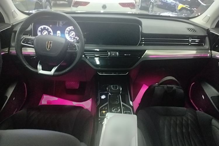 Used Hongqi HS5 2022 Revised Version 2.0T Smart Connect Flagship Edition Center Console