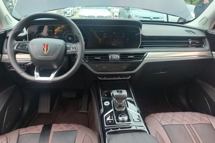 Used Hongqi HS5 2022 Revised Version 2.0T Smart Connect Flagship Edition Center Console