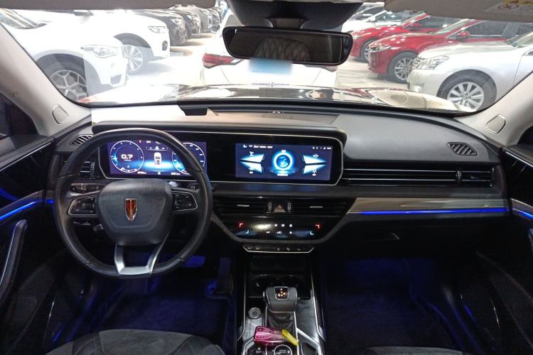 Used Hongqi HS5 2022 Revised Version 2.0T Smart Connect Flagship Edition Center Console