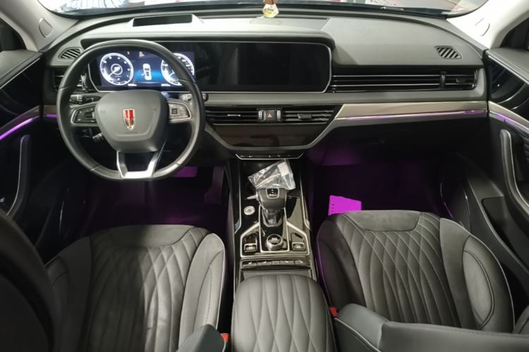 Used Hongqi HS5 2022 Facelifted Version 2.0T Smart Connect Flagship All-Wheel-Drive Edition Center Console