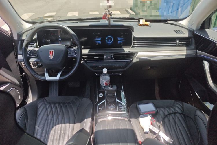 Used Hongqi HS5 2022 Revised Version 2.0T Smart Connect Flagship Edition Center Console