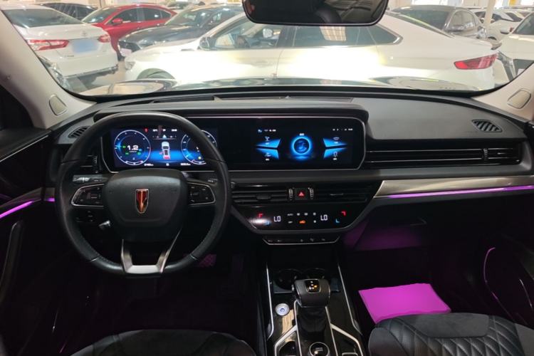 Used Hongqi HS5 2022 Revised Version 2.0T Smart Connect Flagship Edition Center Console