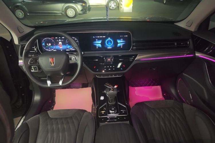 Used Hongqi HS5 2022 Revised Version 2.0T Smart Connect Flagship Edition Center Console