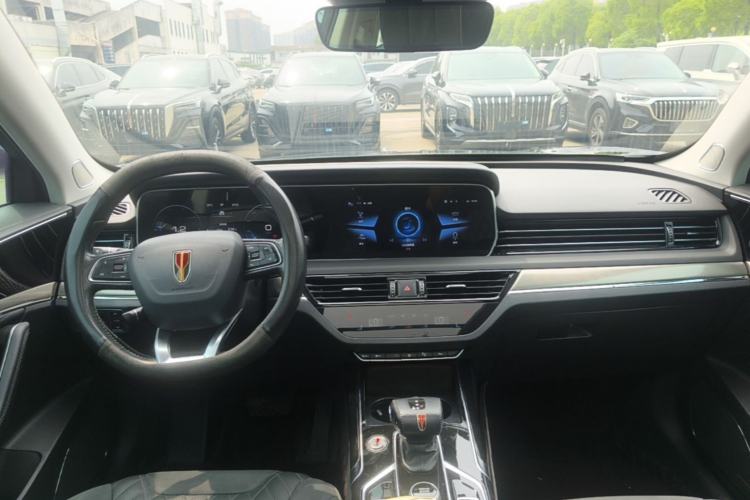 Used Hongqi HS5 2022 Revised Version 2.0T Smart Connect Flagship Edition Center Console