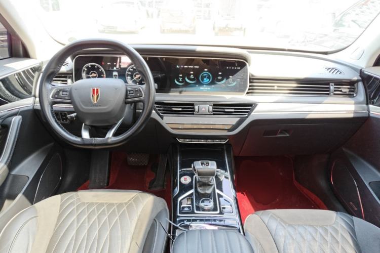 Used Hongqi HS5 2022 Revised Version 2.0T Smart Connect Flagship Edition Center Console