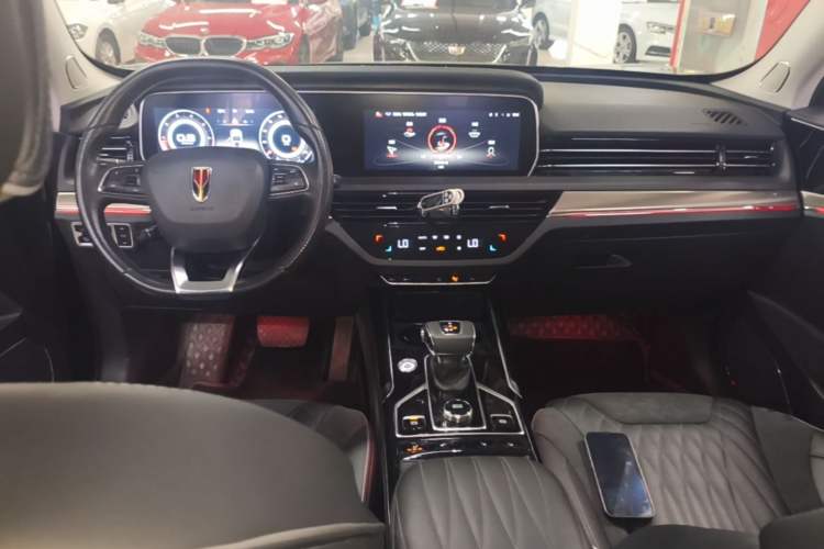 Used Hongqi HS5 2022 Revised Version 2.0T Smart Connect Flagship Edition Center Console