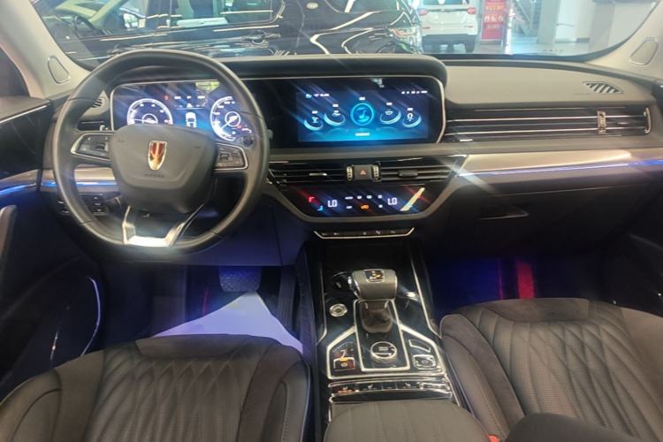 Used Hongqi HS5 2022 Revised Version 2.0T Smart Connect Flagship Edition Center Console
