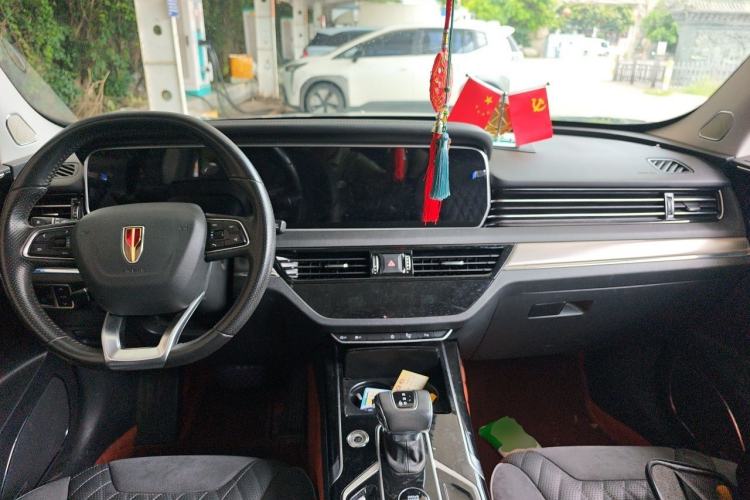 Used Hongqi HS5 2022 2.0T Smart Connect Flagship Edition Center Console
