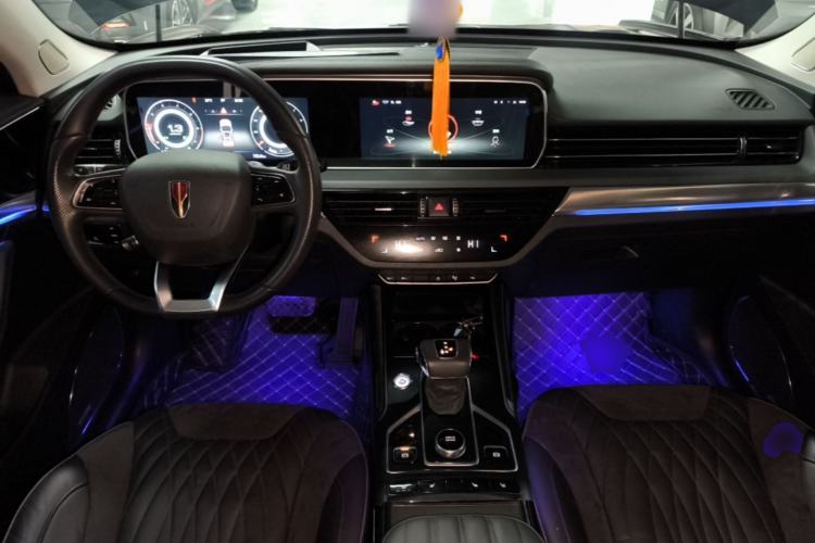 Used Hongqi HS5 2022 Revised Version 2.0T Smart Connect Flagship Edition Center Console