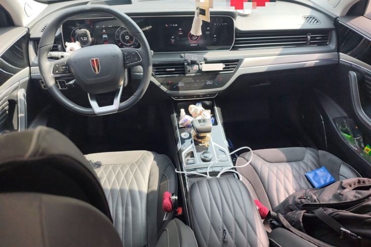 Used Hongqi HS5 2022 2.0T Smart Connect Flagship Edition Center Console