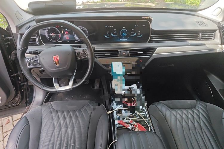 Used Hongqi HS5 2022 Facelifted Version 2.0T Smart Connect Flagship All-Wheel-Drive Edition Center Console
