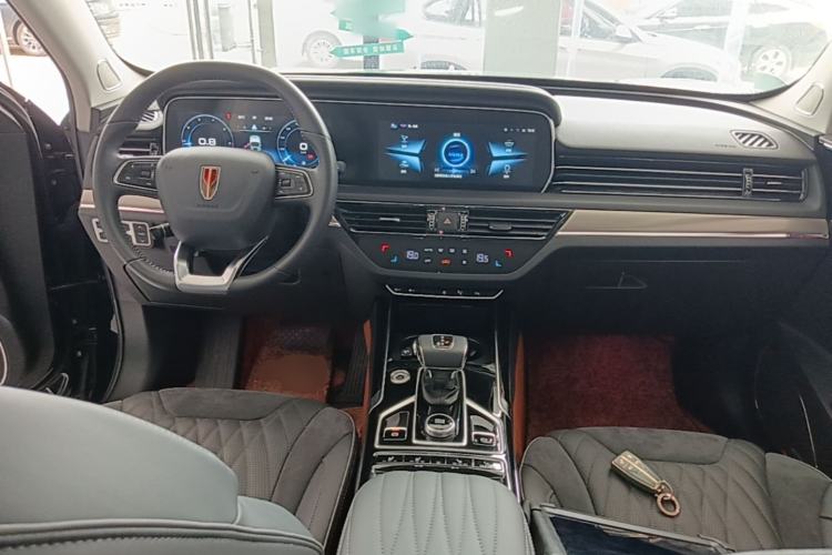 Used Hongqi HS5 2022 Revised Version 2.0T Smart Connect Flagship Edition Center Console