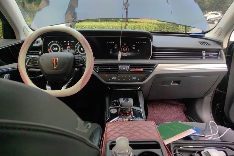 Used Hongqi HS5 2022 2.0T Smart Connect Flagship Enjoyment Purchase Edition Center Console