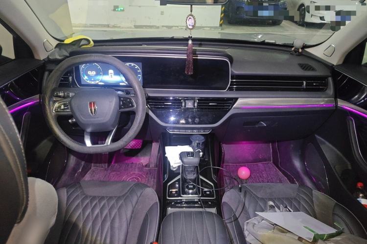 Used Hongqi HS5 2022 Revised Version 2.0T Smart Connect Flagship Edition Center Console