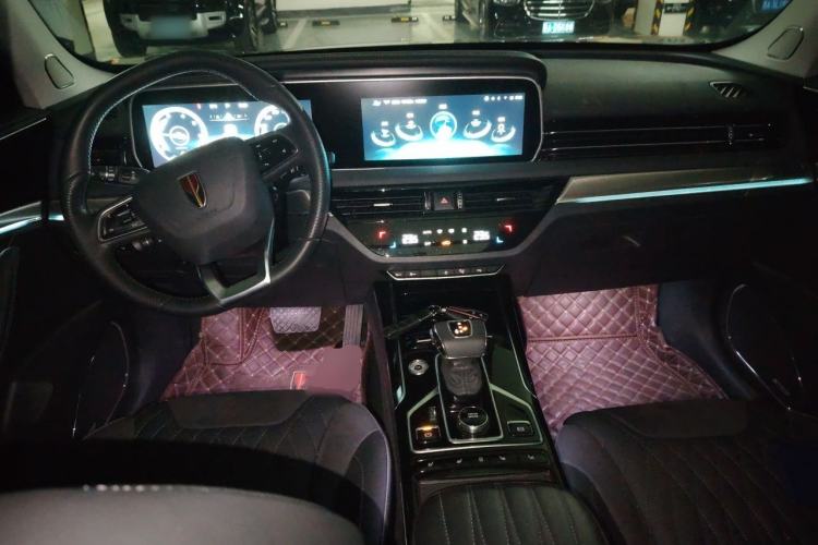 Used Hongqi HS5 2022 2.0T Smart Connect Flagship All-Wheel-Drive Version Center Console