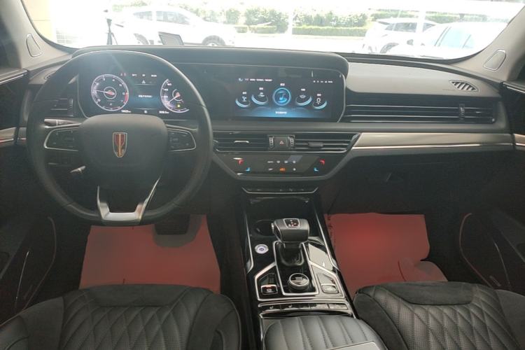 Used Hongqi HS5 2022 Revised Version 2.0T Smart Connect Flagship Edition Center Console