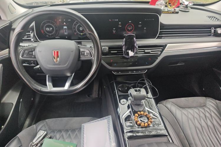 Used Hongqi HS5 2022 2.0T Smart Connect Flagship Edition Center Console