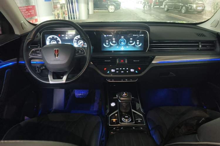 Used Hongqi HS5 2022 Revised Version 2.0T Smart Connect Flagship Edition Center Console