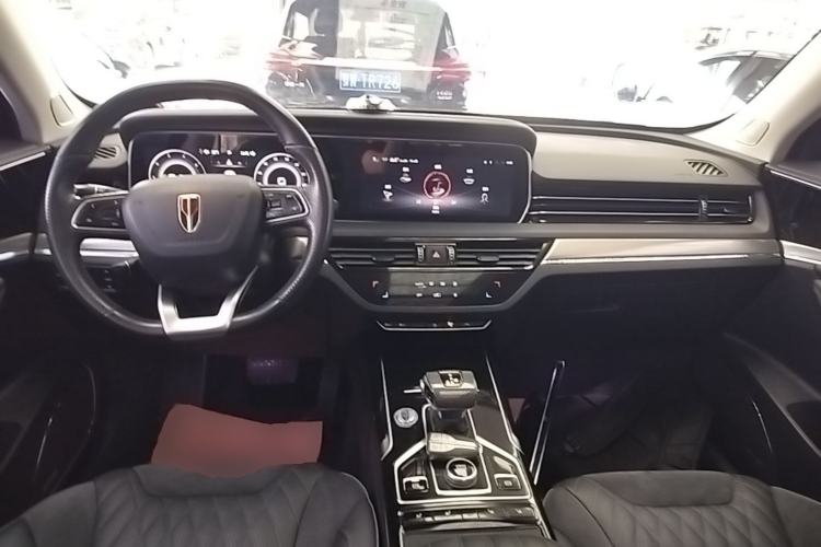Used Hongqi HS5 2022 Revised Version 2.0T Smart Connect Flagship Edition Center Console