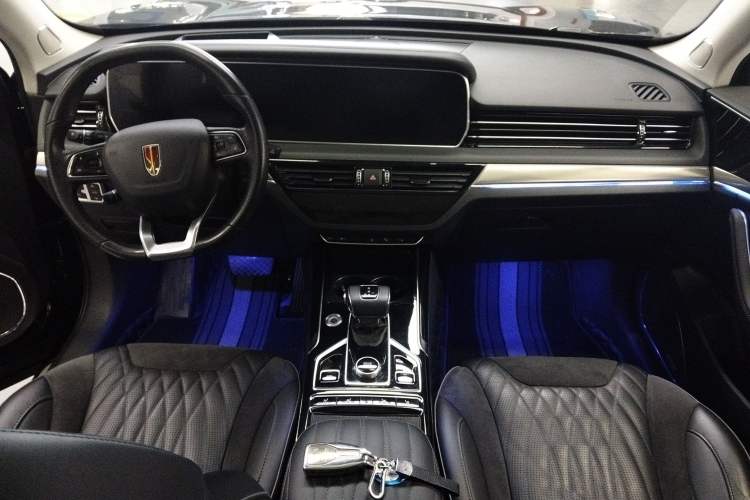 Used Hongqi HS5 2022 Facelifted Version 2.0T Smart Connect Flagship All-Wheel-Drive Edition Center Console