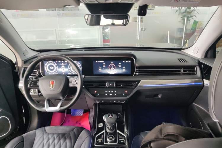 Used Hongqi HS5 2022 Facelifted Version 2.0T Smart Connect Flagship All-Wheel-Drive Edition Center Console
