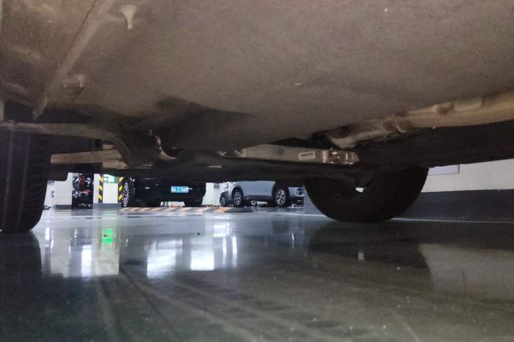 Used Hongqi HS5 2022 Revised Version 2.0T Smart Connect Flagship Edition Chassis Front