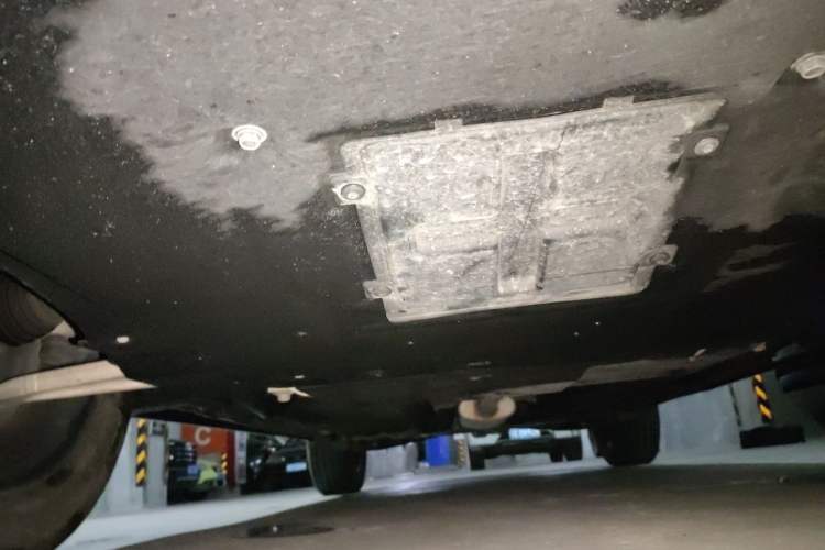 Used Hongqi HS5 2022 2.0T Smart Connect Flagship Edition Chassis Front