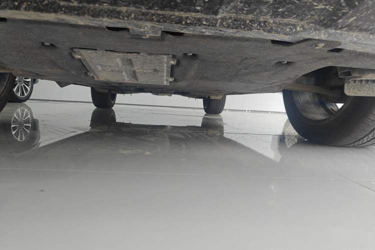 Used Hongqi HS5 2022 2.0T Smart Connect Flagship All-Wheel-Drive Version Chassis Front