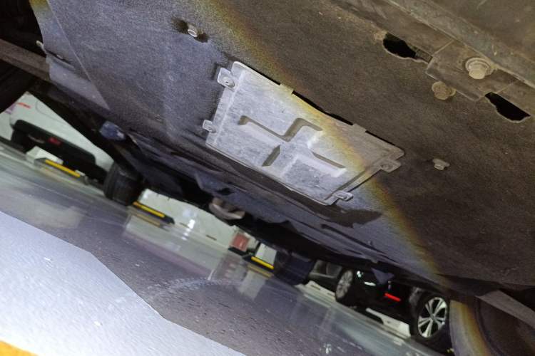 Used Hongqi HS5 2022 2.0T Smart Connect Flagship Edition Chassis Front