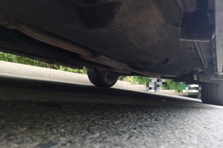 Used Hongqi HS5 2022 2.0T Smart Connect Flagship All-Wheel-Drive Version Chassis Front Left