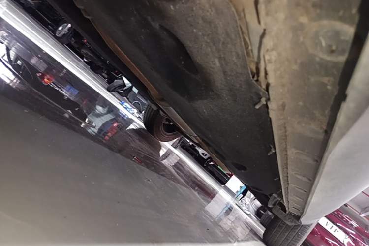 Used Hongqi HS5 2022 Revised Version 2.0T Smart Connect Flagship Edition Chassis Front Left