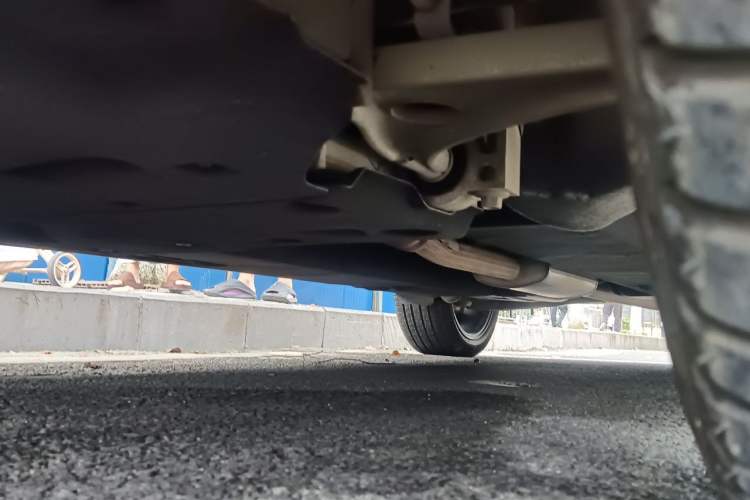 Used Hongqi HS5 2022 2.0T Smart Connect Flagship All-Wheel-Drive Version Chassis Front Left