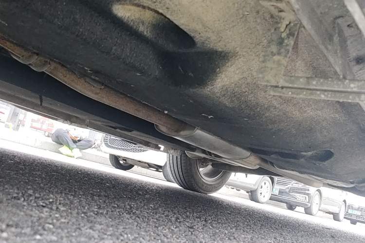 Used Hongqi HS5 2022 Revised Version 2.0T Smart Connect Flagship Edition Chassis Front Left