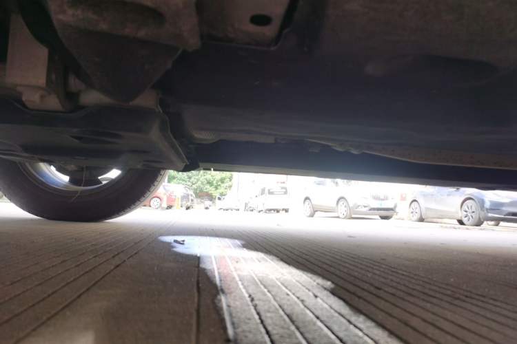 Used Hongqi HS5 2022 Revised Version 2.0T Smart Connect Flagship Edition Chassis Front Left