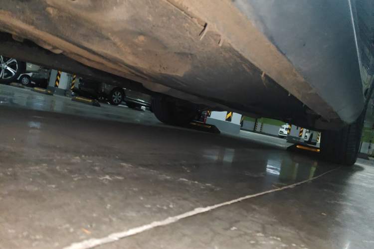 Used Hongqi HS5 2022 Revised Version 2.0T Smart Connect Flagship Edition Chassis Front Left
