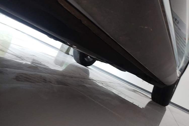 Used Hongqi HS5 2022 Revised Version 2.0T Smart Connect Flagship Edition Chassis Front Left