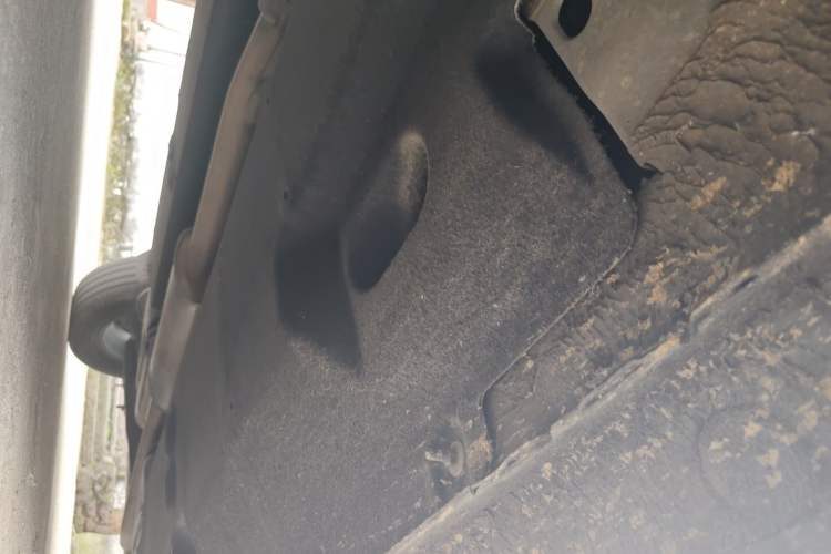 Used Hongqi HS5 2022 Revised Version 2.0T Smart Connect Flagship Edition Chassis Front Left