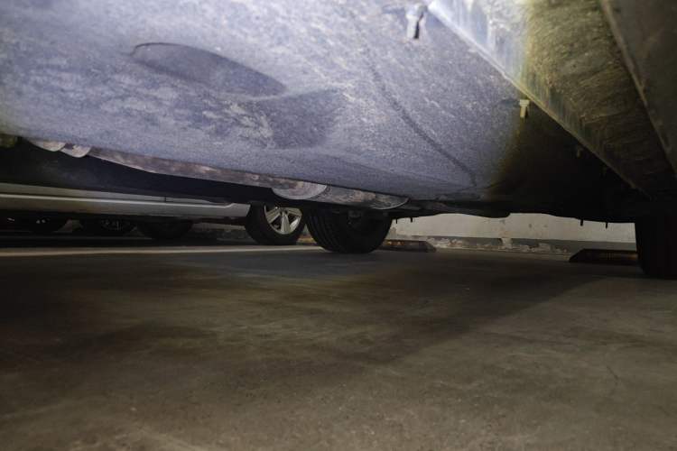 Used Hongqi HS5 2022 Revised Version 2.0T Smart Connect Flagship Edition Chassis Front Left