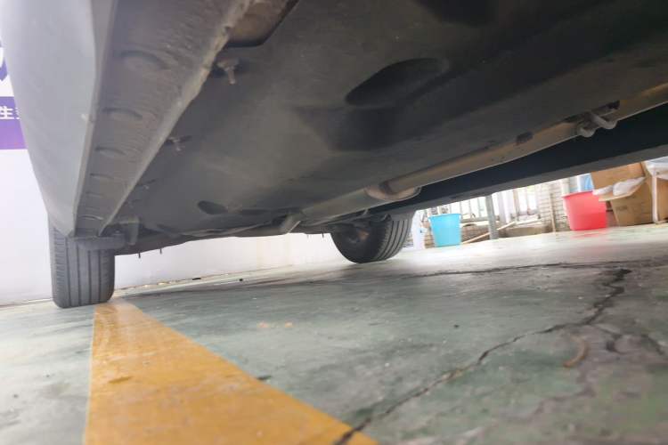 Used Hongqi HS5 2022 Revised Version 2.0T Smart Connect Flagship Edition Chassis Front Right