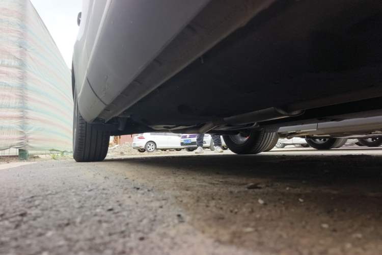 Used Hongqi HS5 2022 Revised Version 2.0T Smart Connect Flagship Edition Chassis Front Right