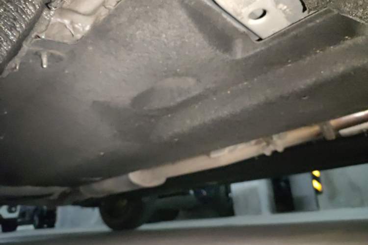 Used Hongqi HS5 2022 2.0T Smart Connect Flagship Edition Chassis Front Right