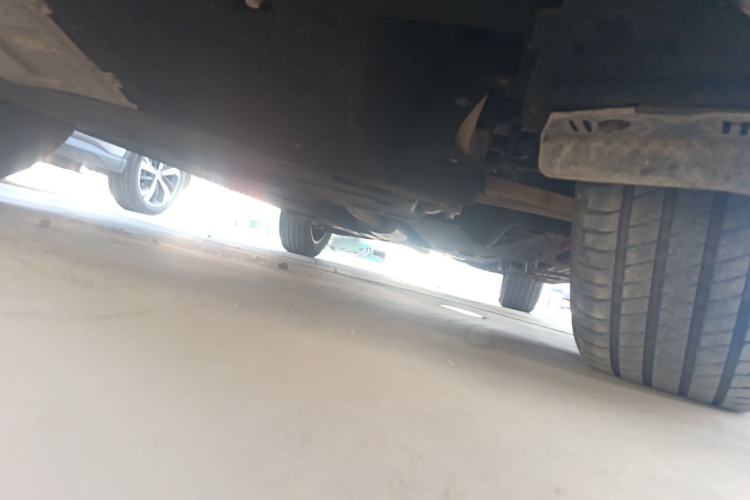 Used Hongqi HS5 2022 Revised Version 2.0T Smart Connect Flagship Edition Chassis Front Right