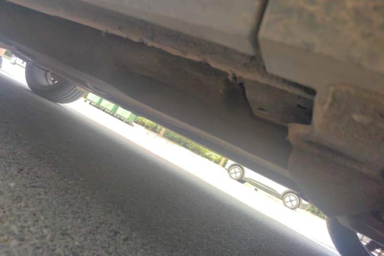 Used Hongqi HS5 2022 2.0T Smart Connect Flagship All-Wheel-Drive Version Chassis Front Right